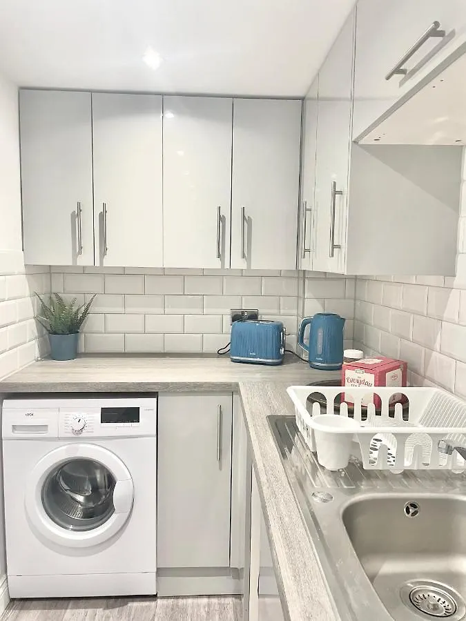 Fidelity Stays Ocean Themed Luxury Apartment Brighton United Kingdom